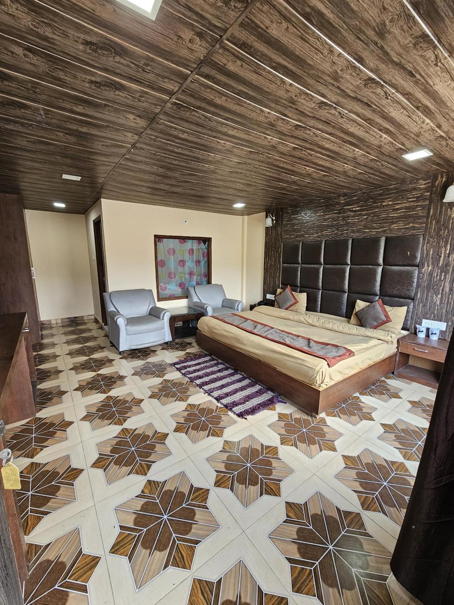 Little Heart Resort Chail Eksteriør billede